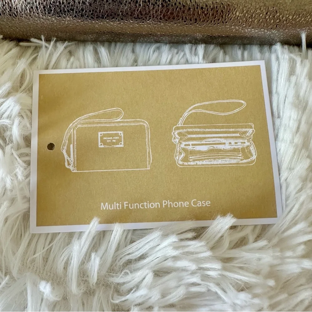 Michael Kors Women's Metallic Silver Multi Function Phone Case- Wristlet NWT